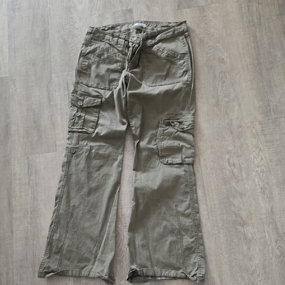 Garage Khaki Green Pants